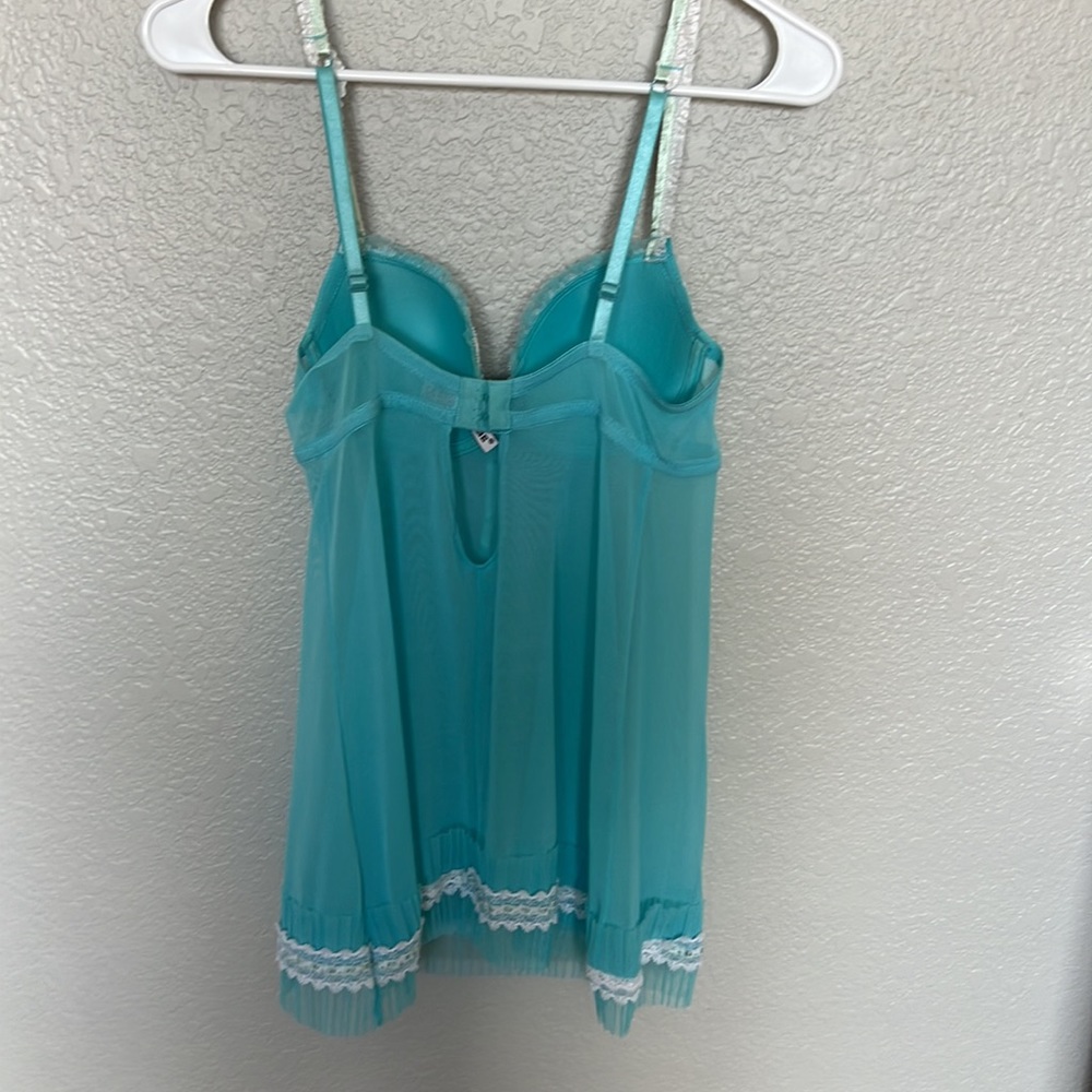Lingerie - Picture 3 of 3